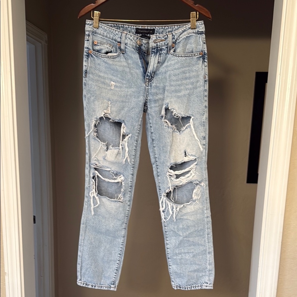 Aeropostale Boyfriend Light Blue Jeans